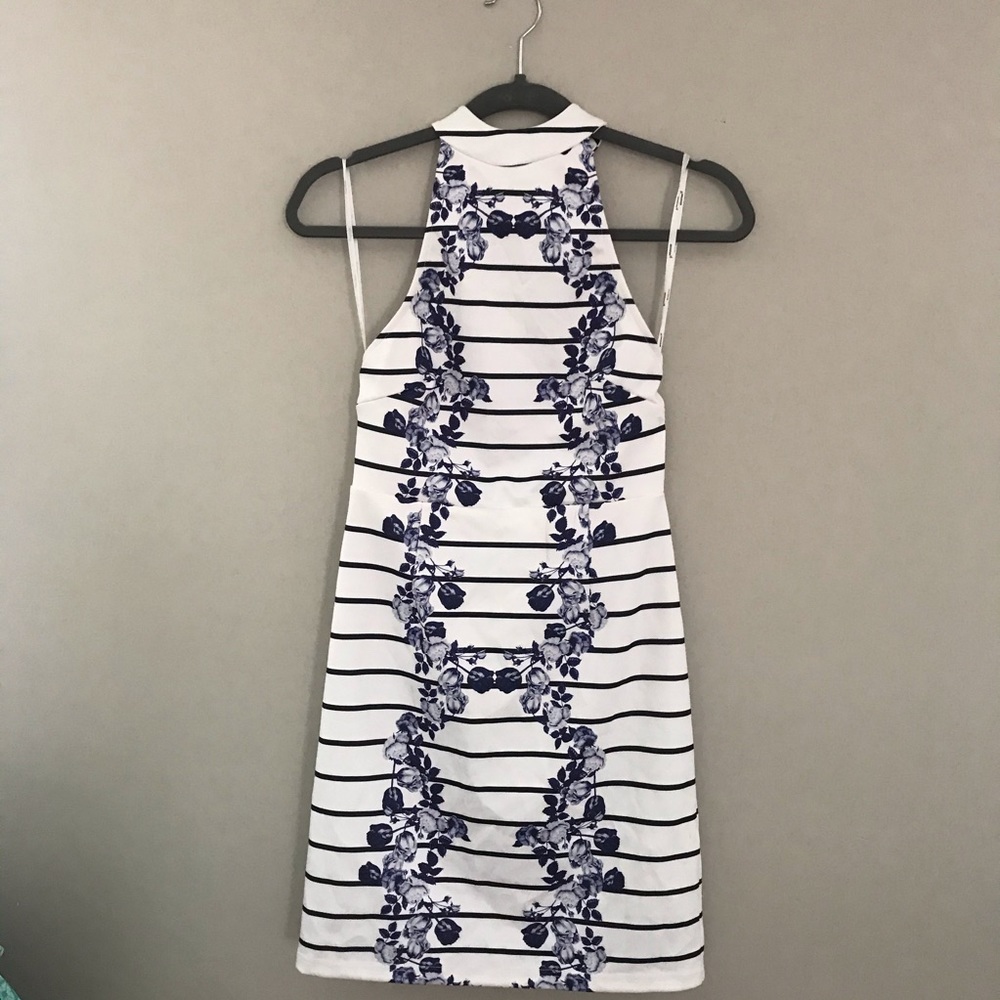 MINKPINK size small open back body-con dress